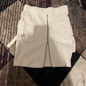 Stylish White Skirt with Front Zipper